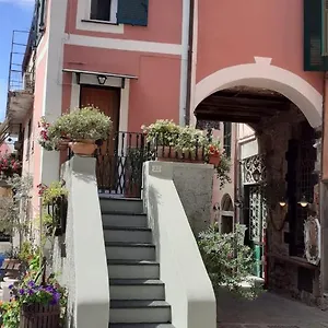 La Casetta Rosa , Monterosso al Mare Italy